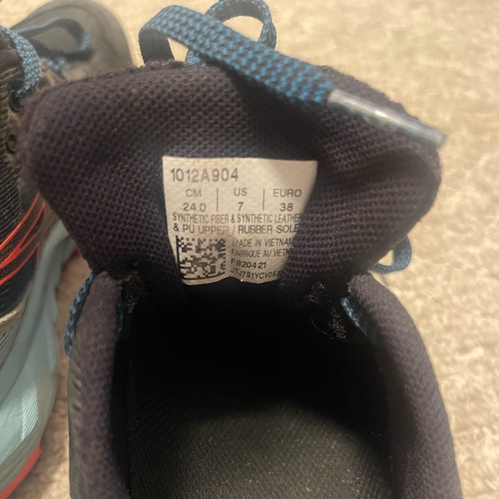 ASICS Sneakers - Picture 4 of 4